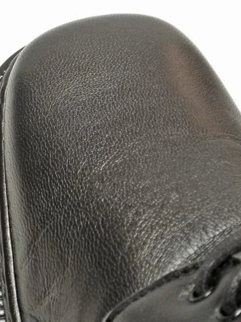 Pinosos Made in Spain black leather